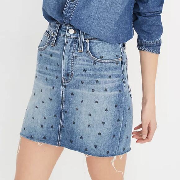 Madewell Dresses & Skirts - MADEWELL NWT Heart Print Stretch Denim Mini Skirt